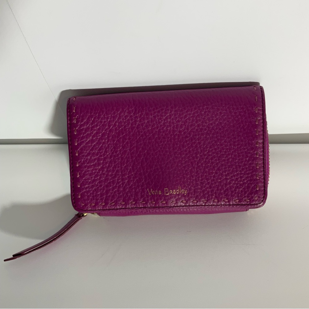 Vera Bradley Full Zip & Snap Closure Wallet Fabric Interior Cash & Card Slots - Picture 2 of 15